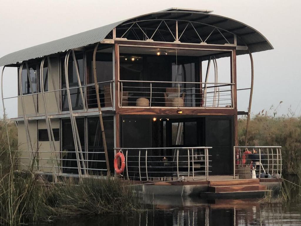 The Namushasha River Villa
