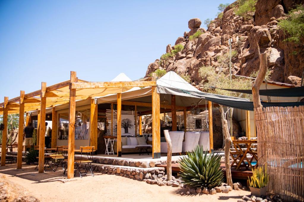 Twyfelfontein Country Lodge